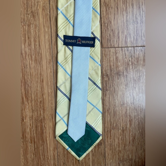 Two Tommy Hilfiger men’s ties GUC - Picture 2 of 5
